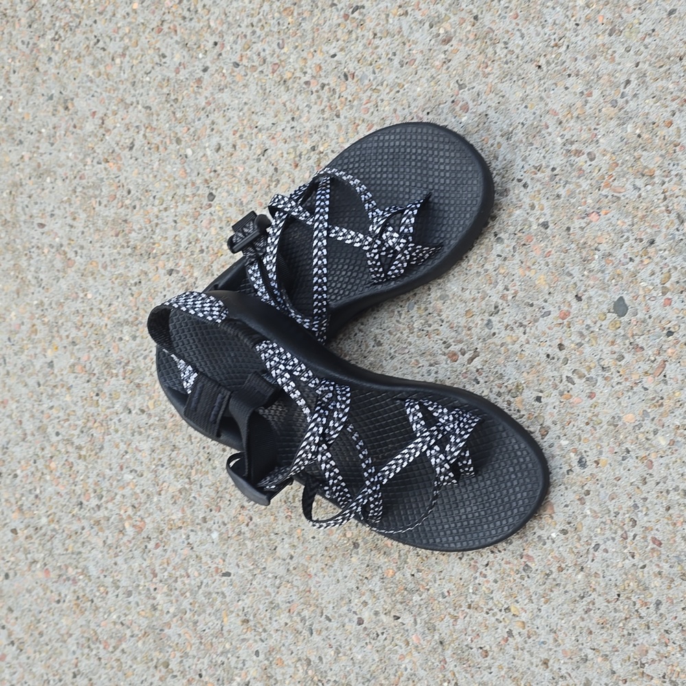 Chaco ZX2 Black Classic Sandals Size 7